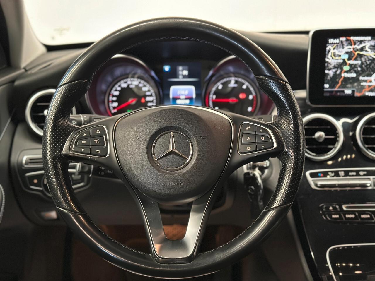 Mercedes-benz C 220d 170cv Auto Premium AMG Night Edition