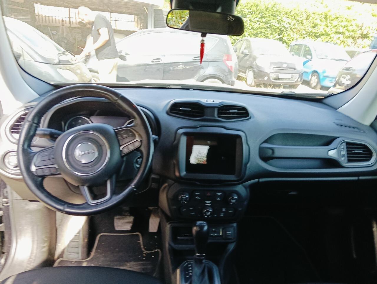 Jeep Renegade 1.6 Mjt DDCT 120 CV Business