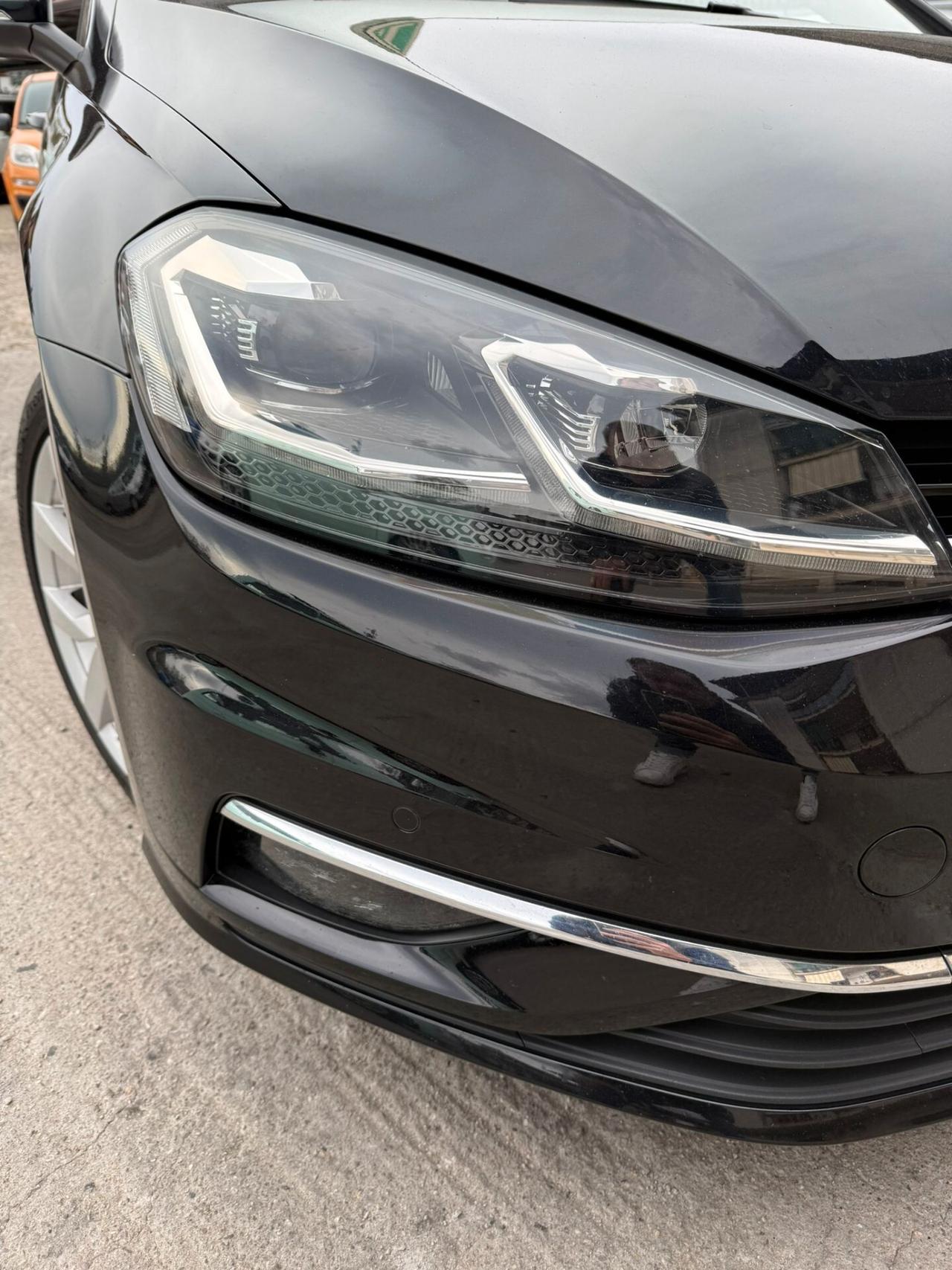 Volkswagen Golf 2.0 TDI 5p. Highline BlueMotion Technology