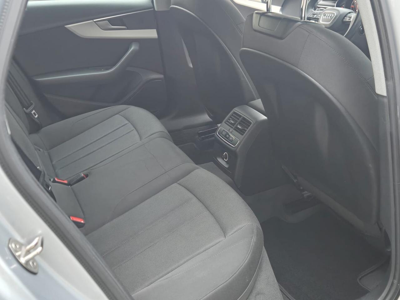 Audi A4 AVANT 2.0TDI SPORT 150 CV S-TRINIC