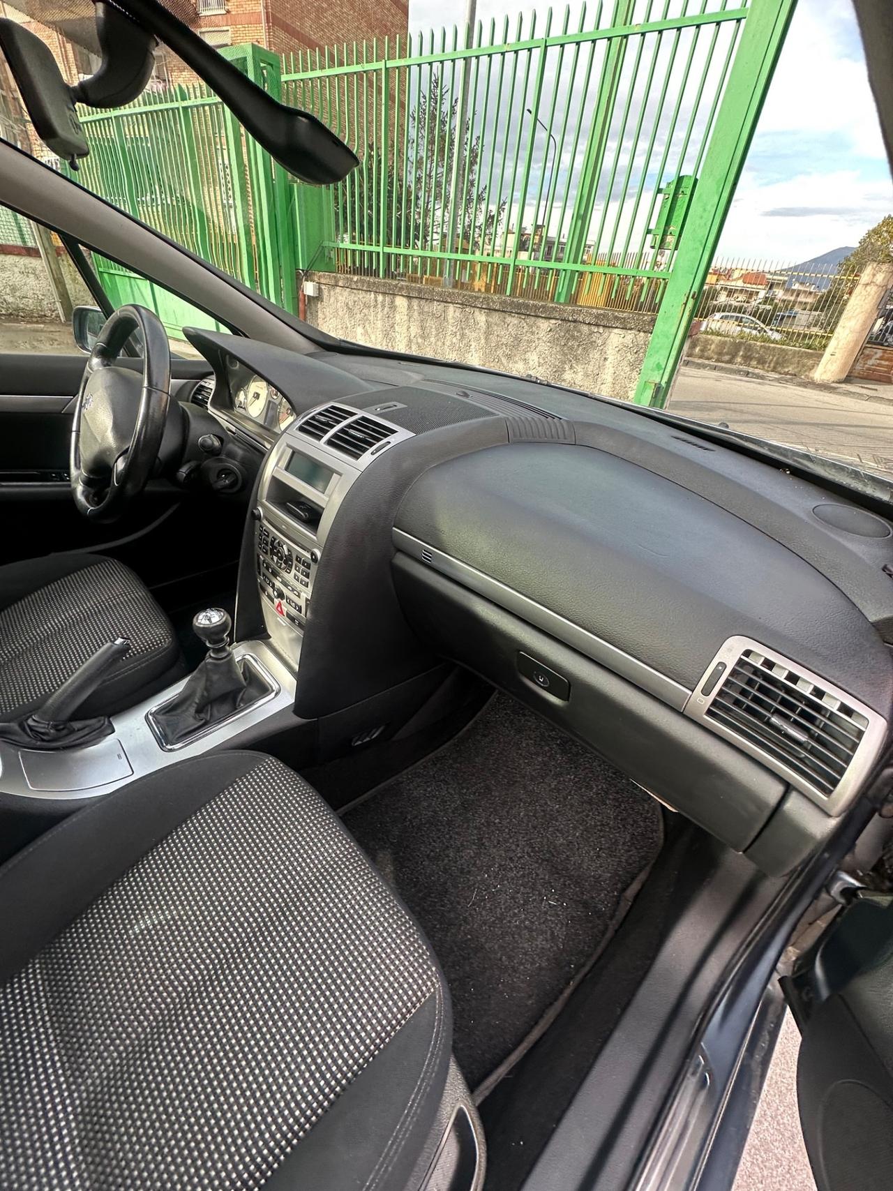 Peugeot 407 2.0 HDi SW Ciel Féline