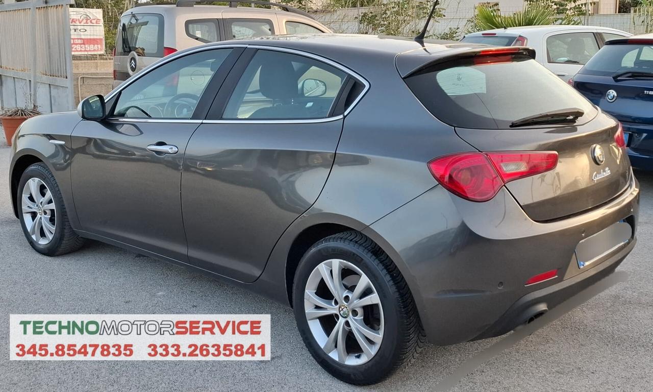 Alfa Romeo Giulietta 1.6 JTDm-2 105 CV Distinctive