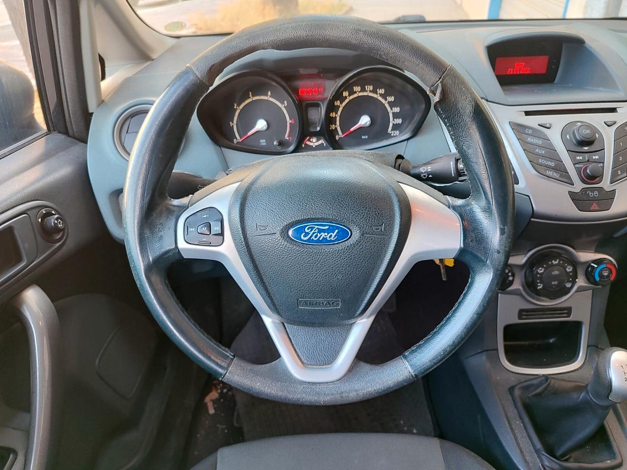 Ford Fiesta Fiesta 1.4 Bz.- GPL 5P.