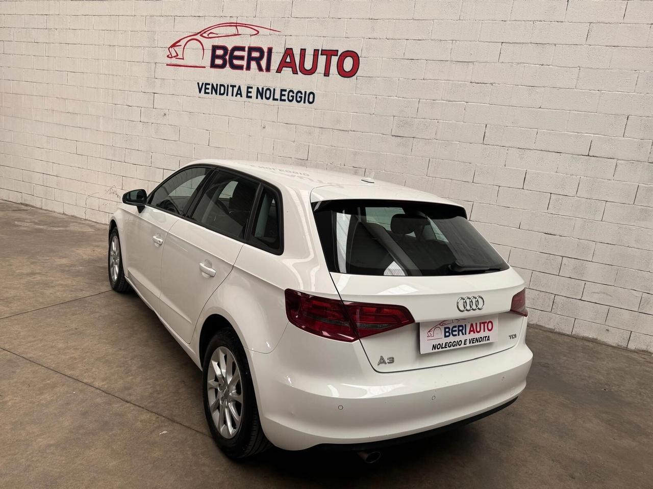 Audi A3 allestimento (clean diesel S tronic Ambition)