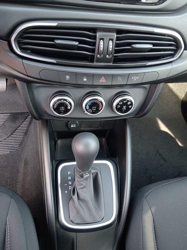 FIAT Tipo Cross 1.5 T4 130cv Hybrid DCT HB