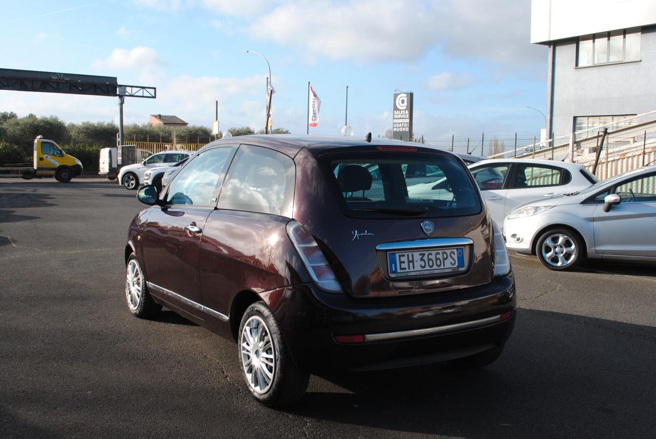 LANCIA YPSILON 1.4 BENZ/GPL 77 CV OK NEOPATENTATI