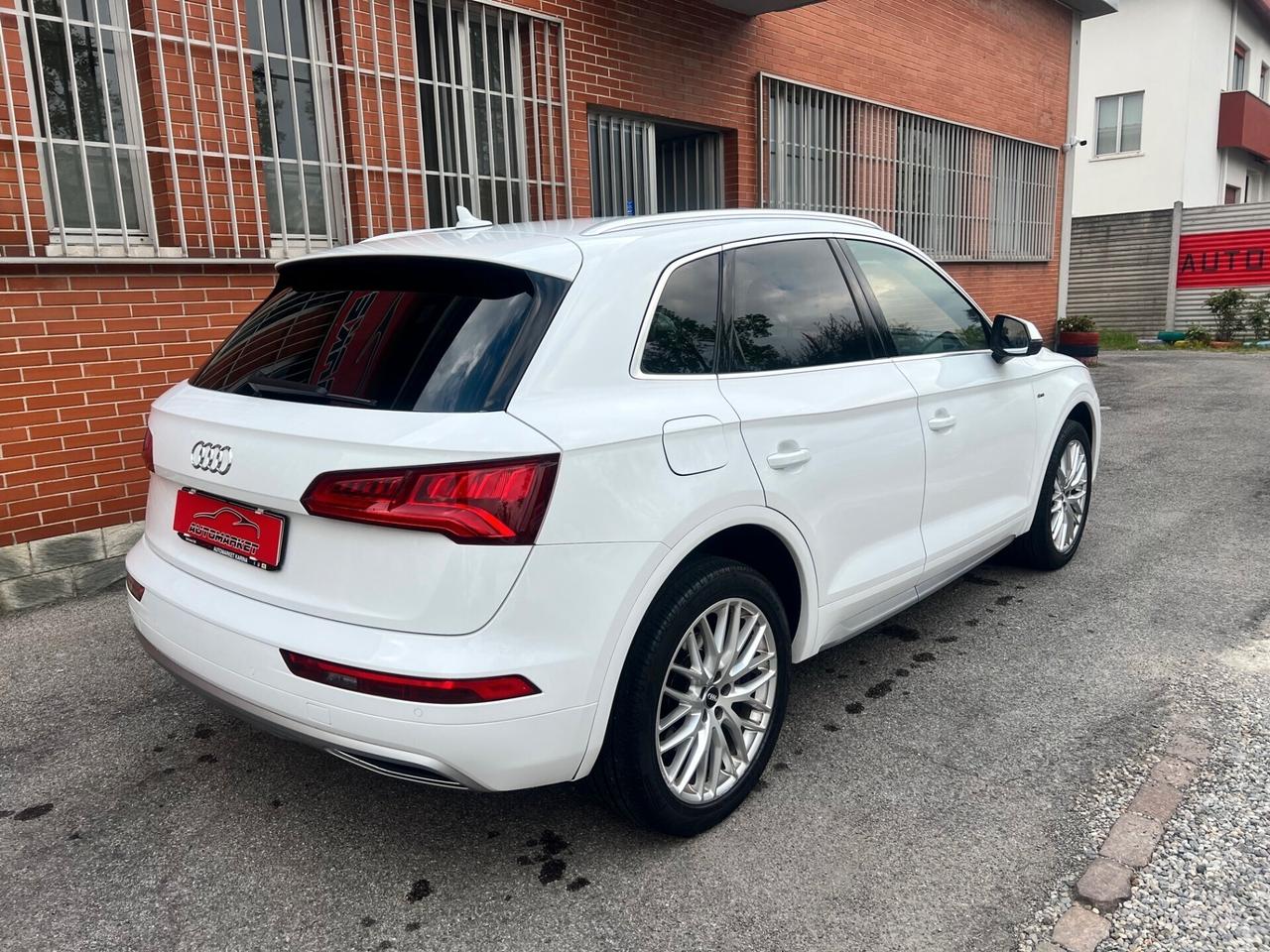 Audi Q5 40 2.0 tdi S-LINE quattro 190CV s-tronic