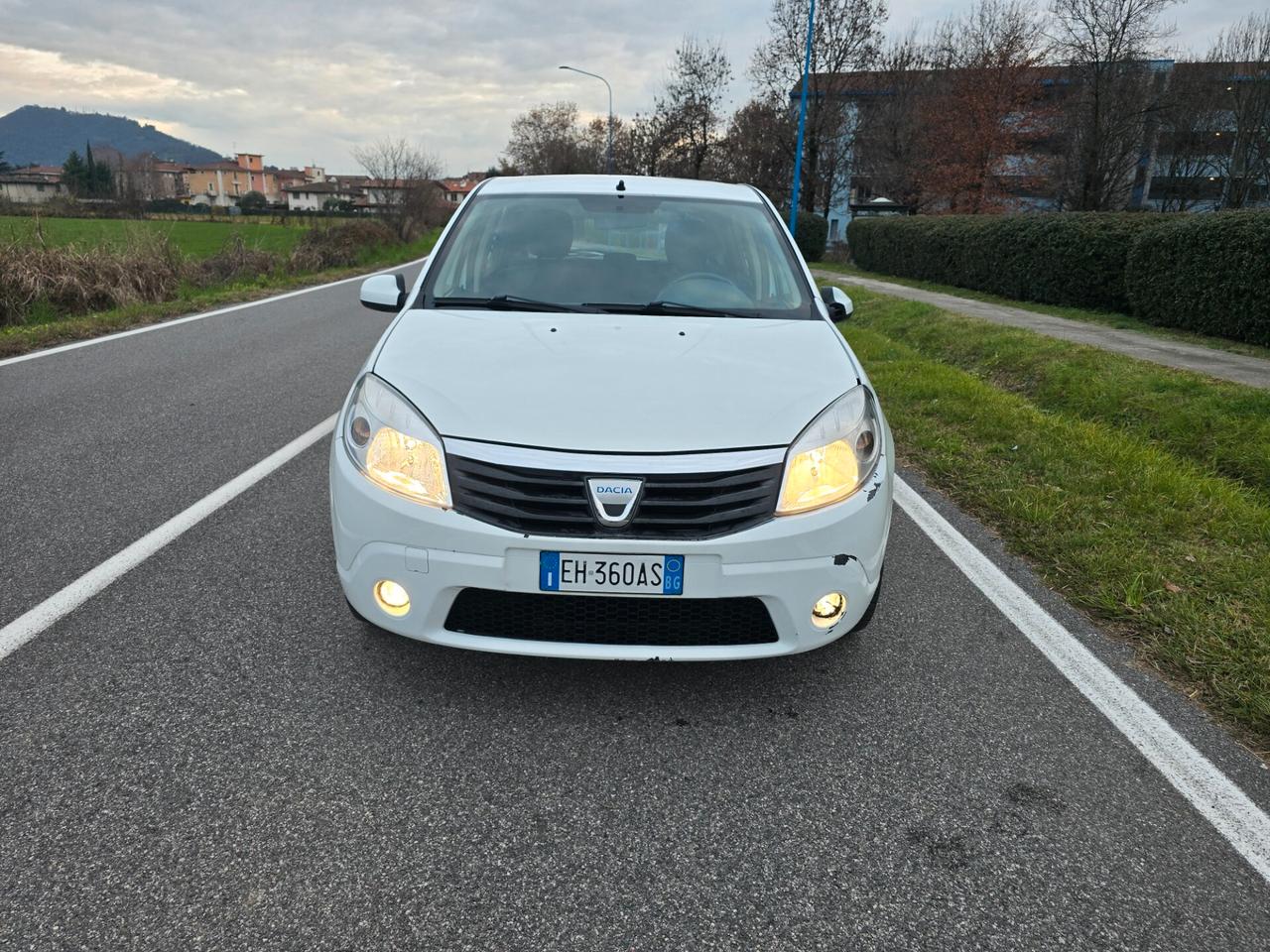 DACIA SANDERO 1.2 "OK PER NEOPATENTATI"