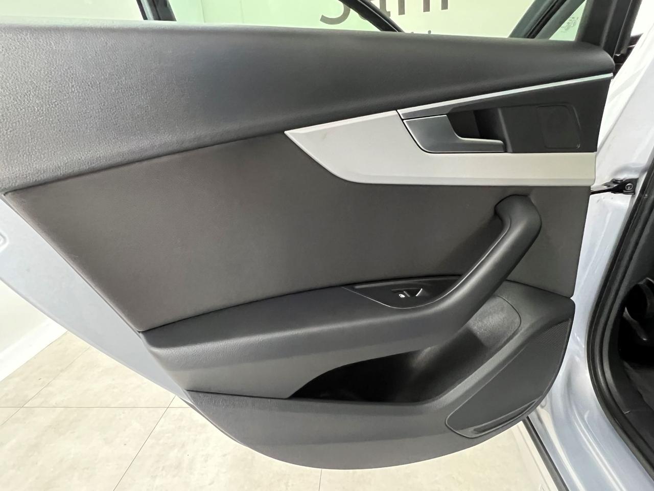 AUDI A4 V 2019 Allroad Quattro A4 Allroad 40 2.0 tdi mhev Business Evolution quattro 204cv s-tronic