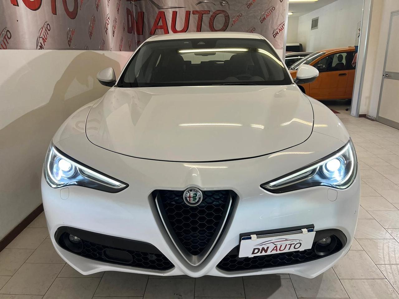 Alfa Romeo Stelvio 2.2 Turbodiesel 180 CV AT8 Q4 Executive