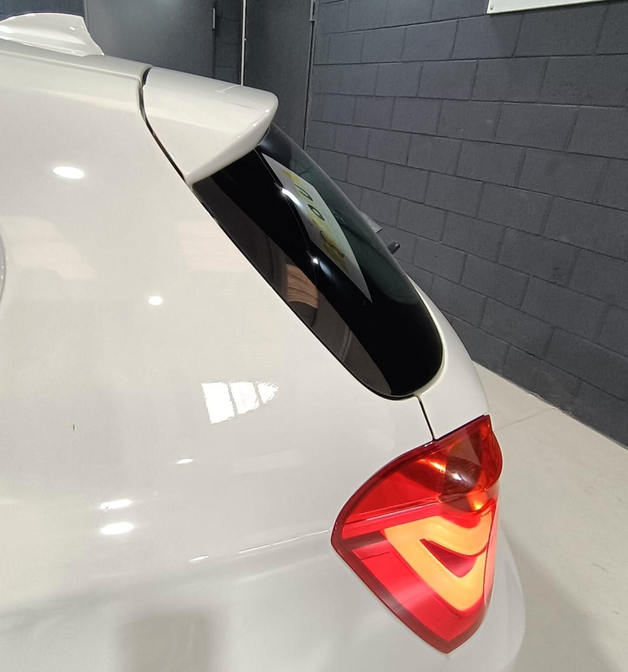Bmw 116 116d 5p. Urban