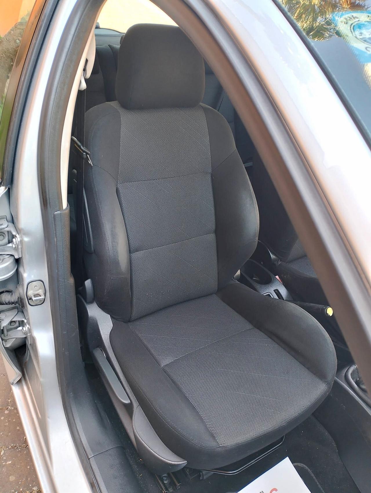 Peugeot 207 1.6 HDi 90CV 5p. XS