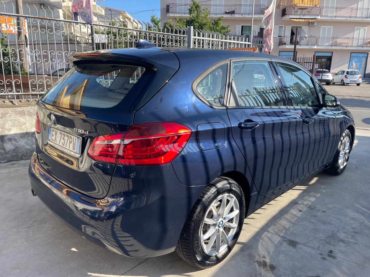 Bmw 2er Active Tourer 218d Luxury