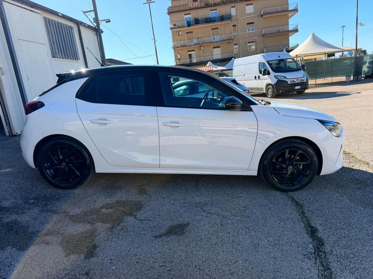 Opel Corsa 1.2 Blitz Edition