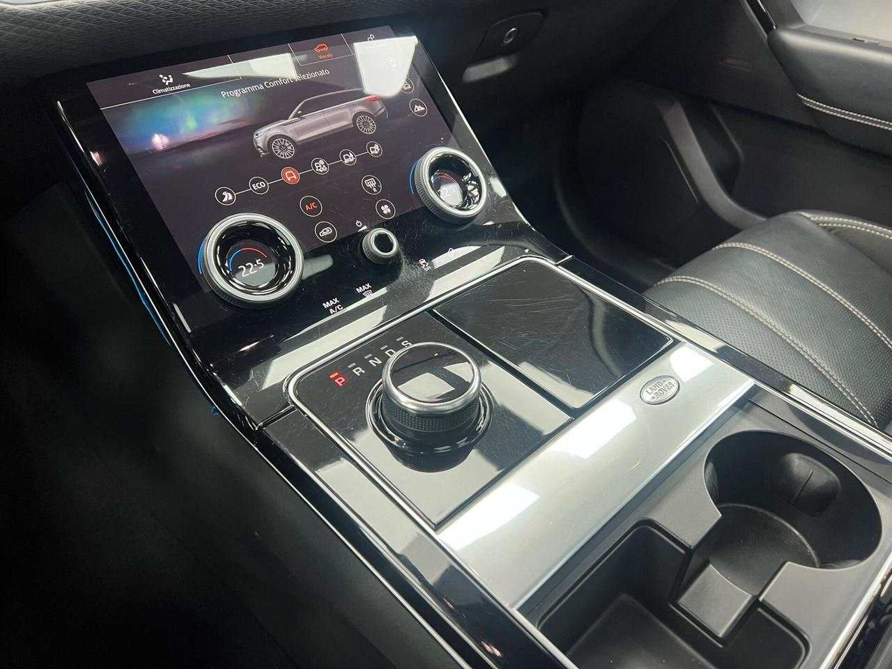 Land Rover Range Rover Velar 2.0d R-Dynamic HSE 180cv(400)