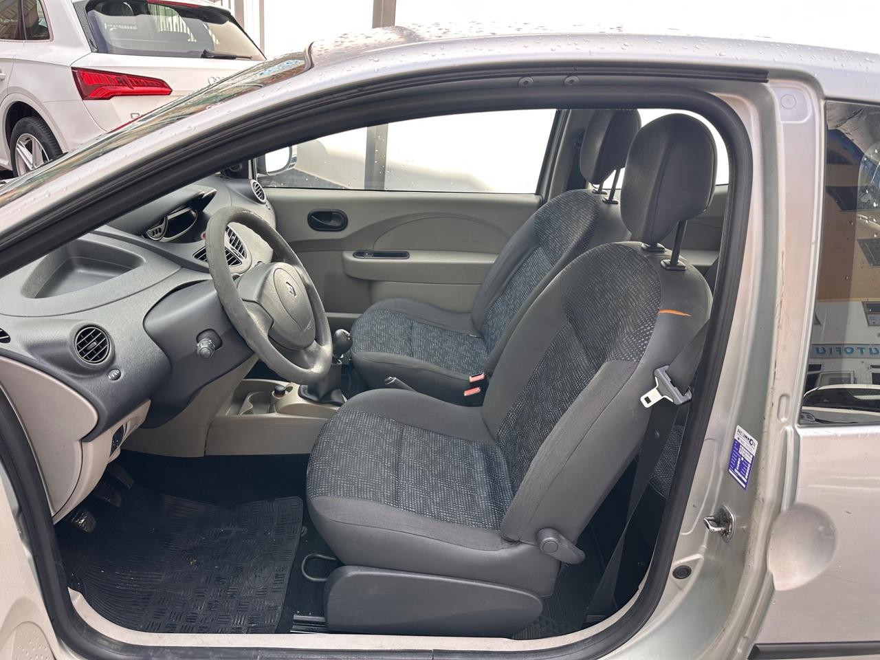 Renault Twingo 1.2 8V Dynamique