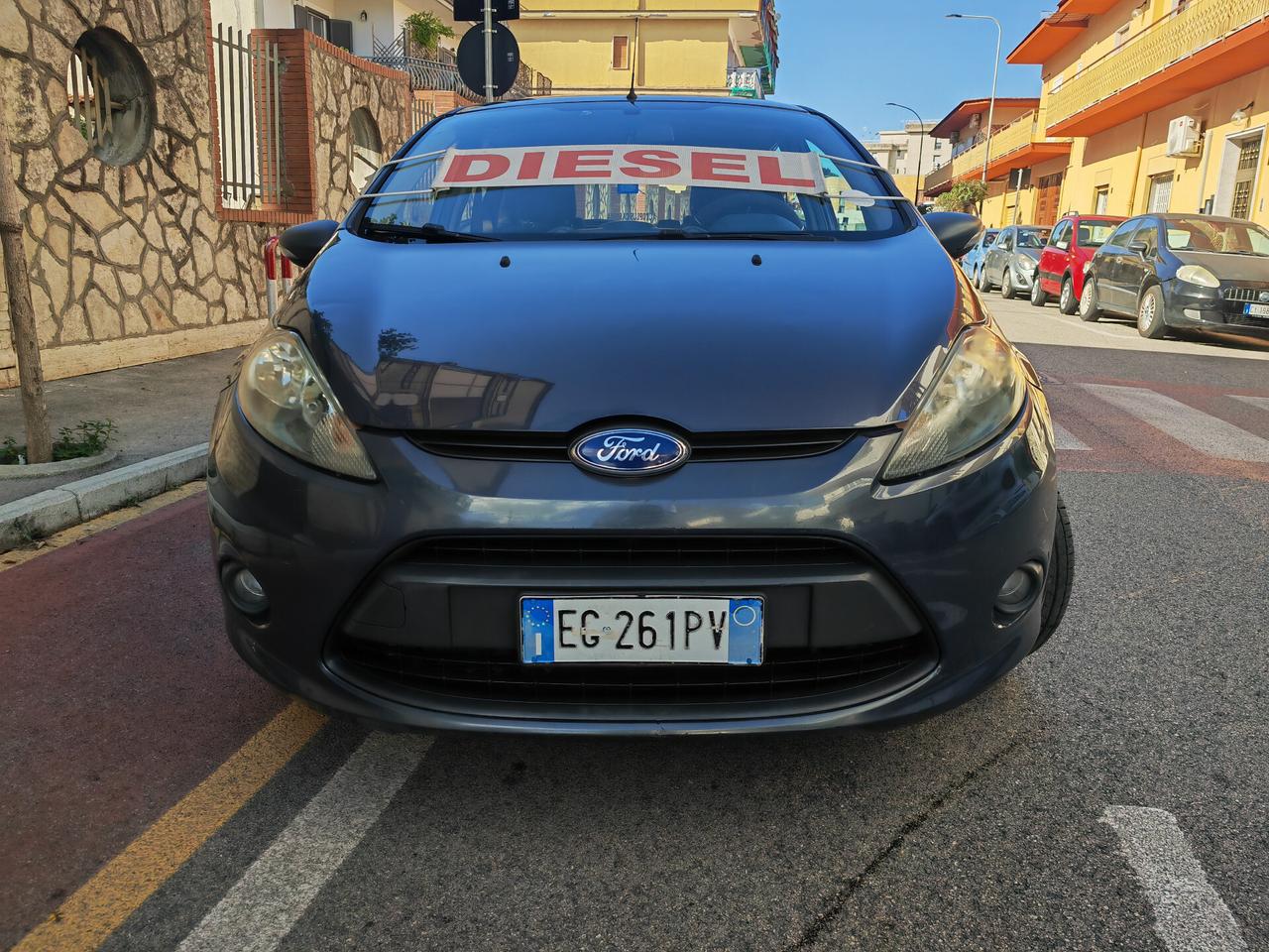 FORD FIESTA 1.4 TDI CV69 KW51 TITANIUM