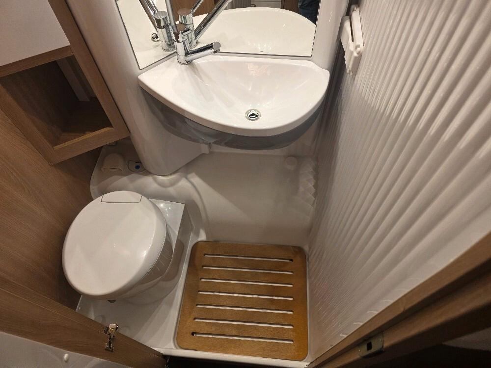 CAMPER LAIKA KOSMO 209