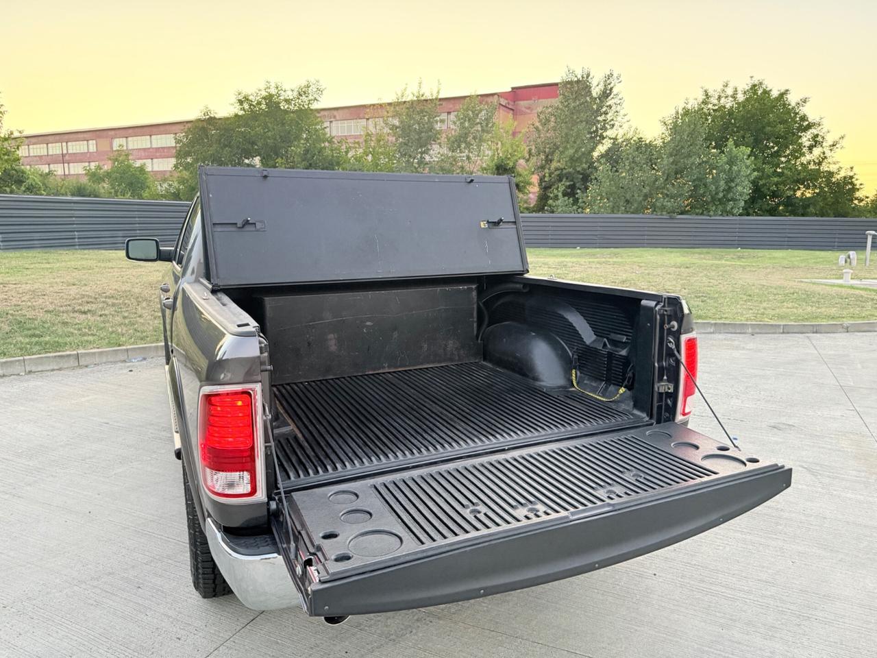 Dodge RAM 5.7 HEMI Laramie 401CV GPL