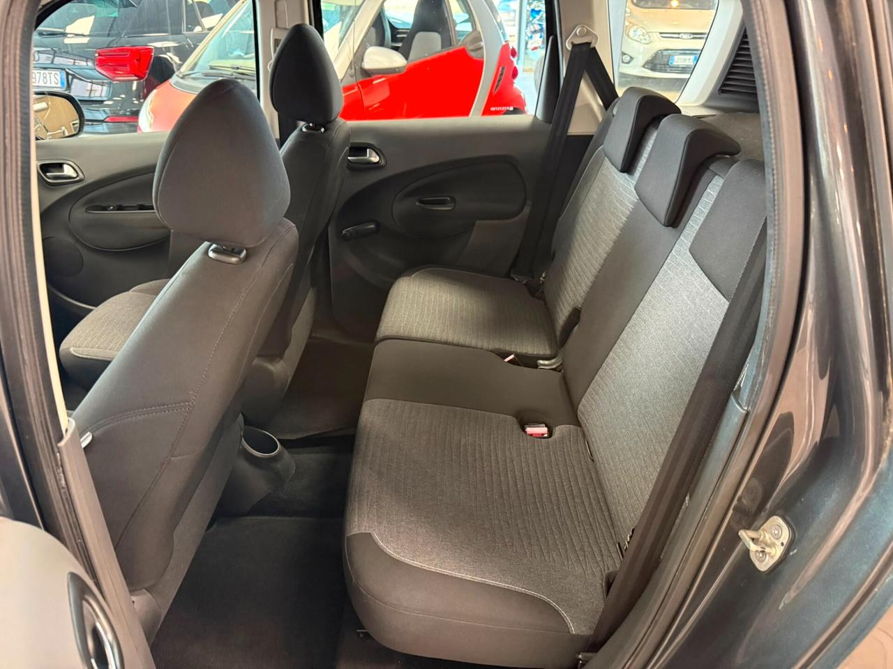 Citroen C3 Picasso BlueHDi 100 Exclusive non predispone della cinghia a bagno d'olio