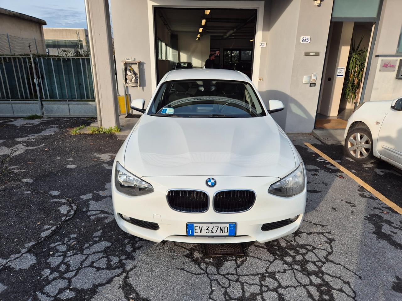Bmw 116 116d 5p. Urban NEOPATENTATI