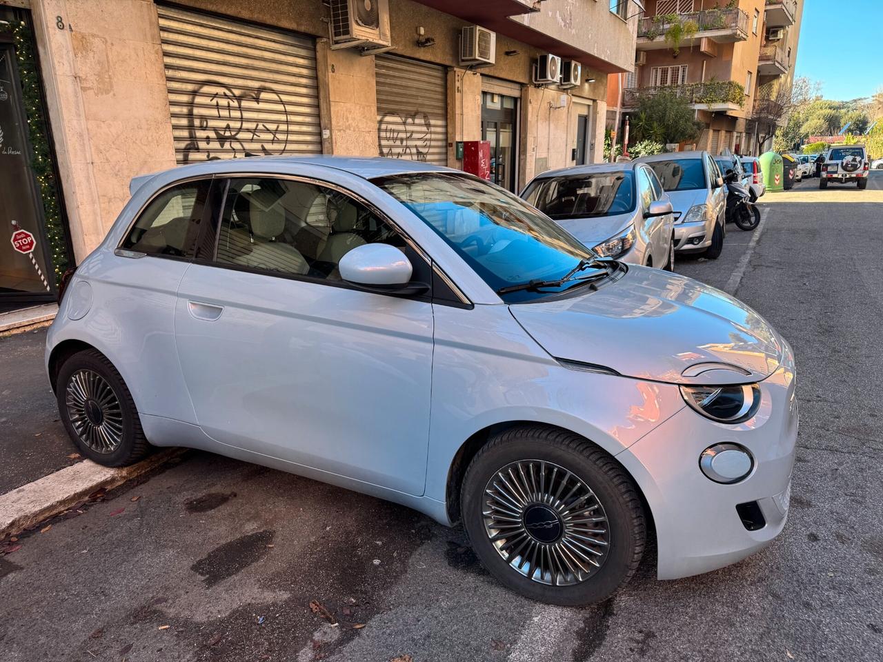 Fiat 500 500e Berlina 42 kWh Icon