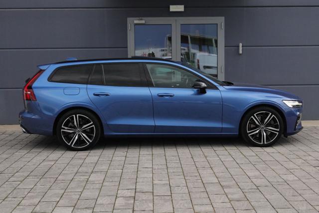 VOLVO V60 T8 Twin Engine AWD Plug-In Geartronic R-design