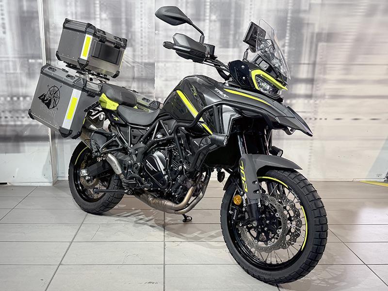 Benelli TRK 702 X