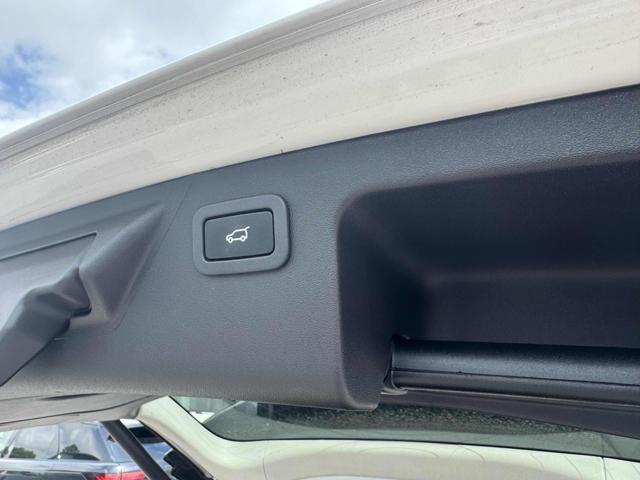 LAND ROVER Discovery Sport 2.0 TD4 150 CV HSE