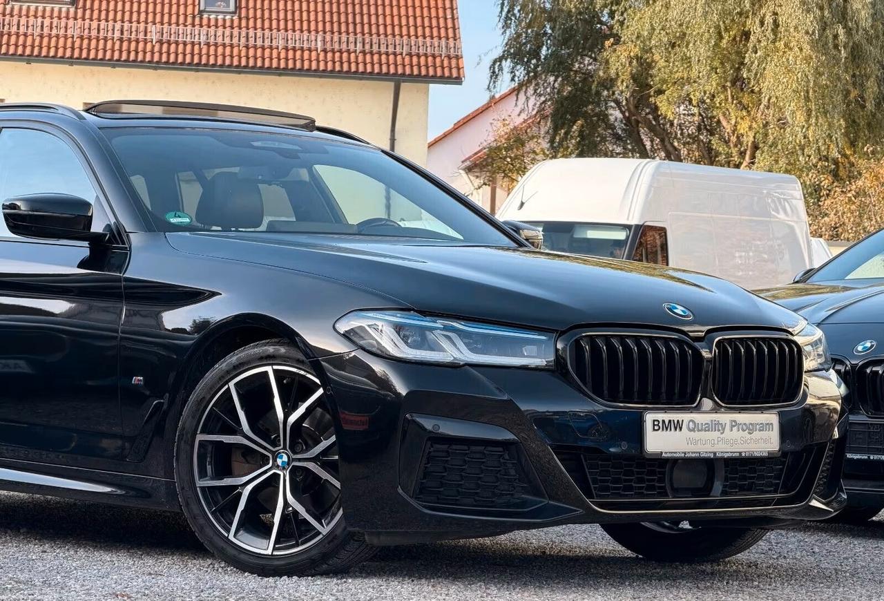 Bmw 520d 48V Touring M-Sport TETTO