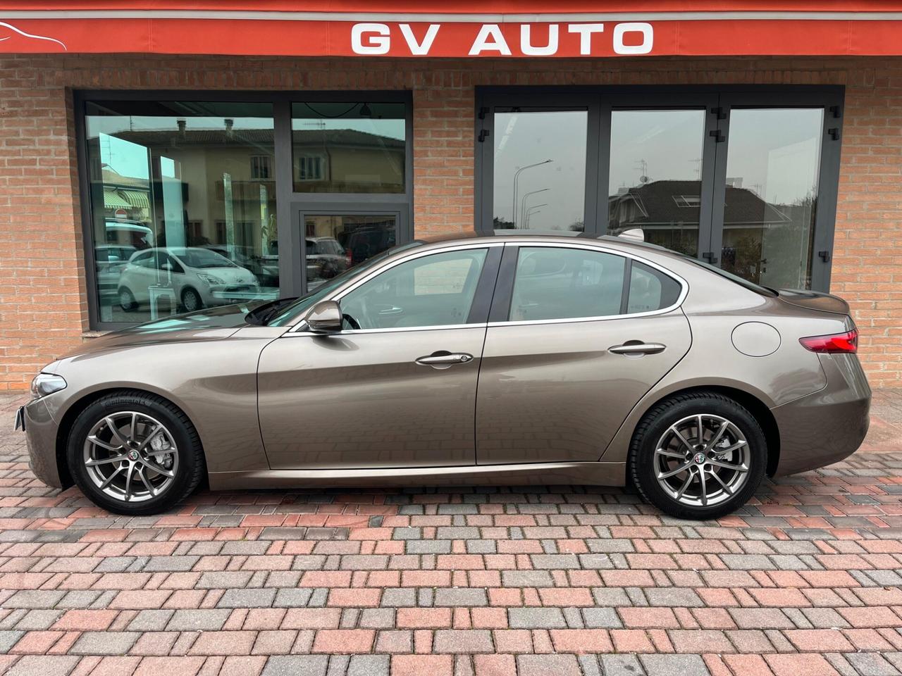 Alfa Romeo Giulia 2.2