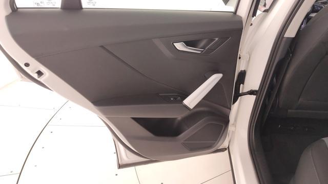 AUDI Q2 1.6 TDI S line Edition