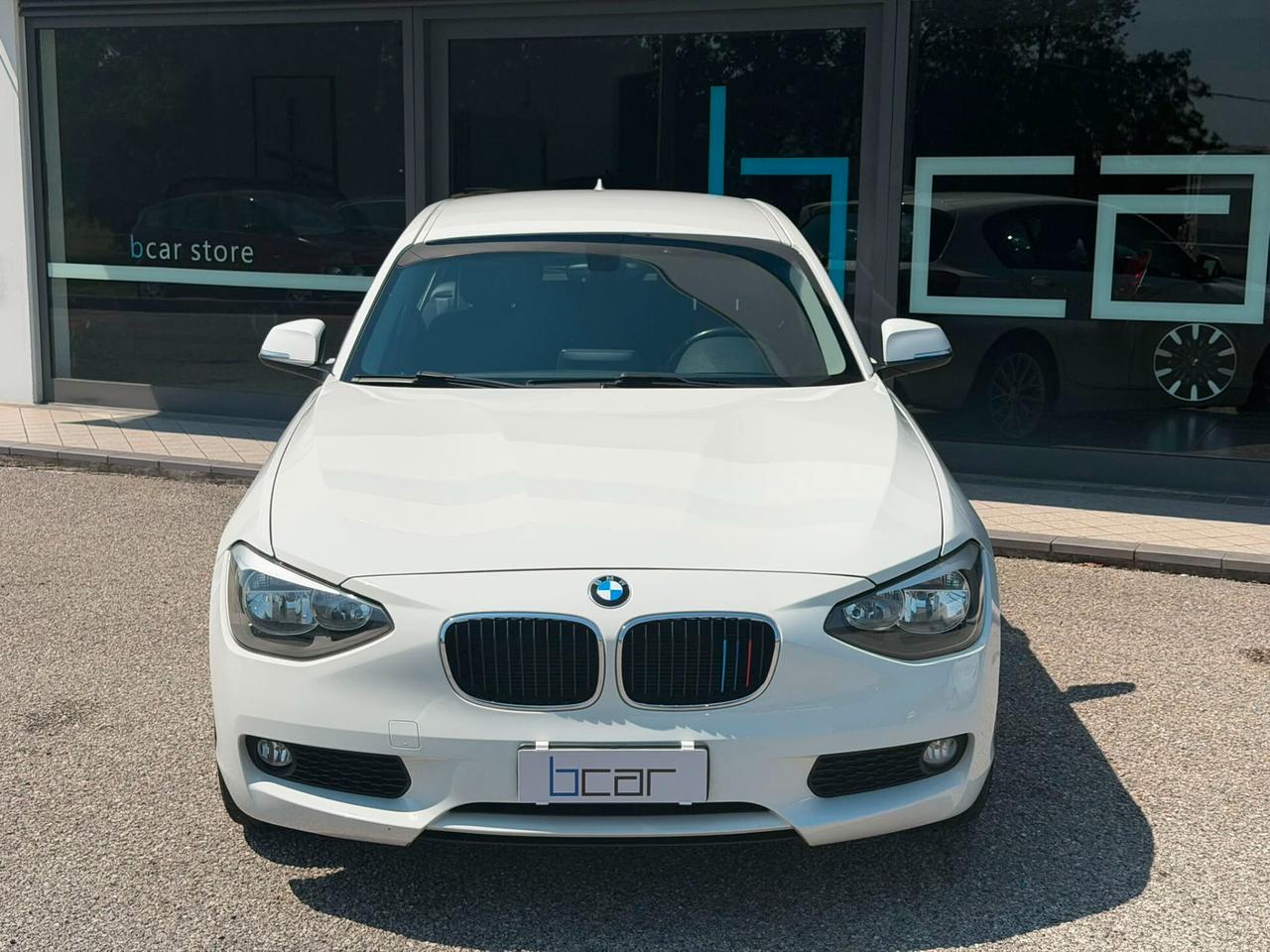 Bmw 118 118d 5p. Urban