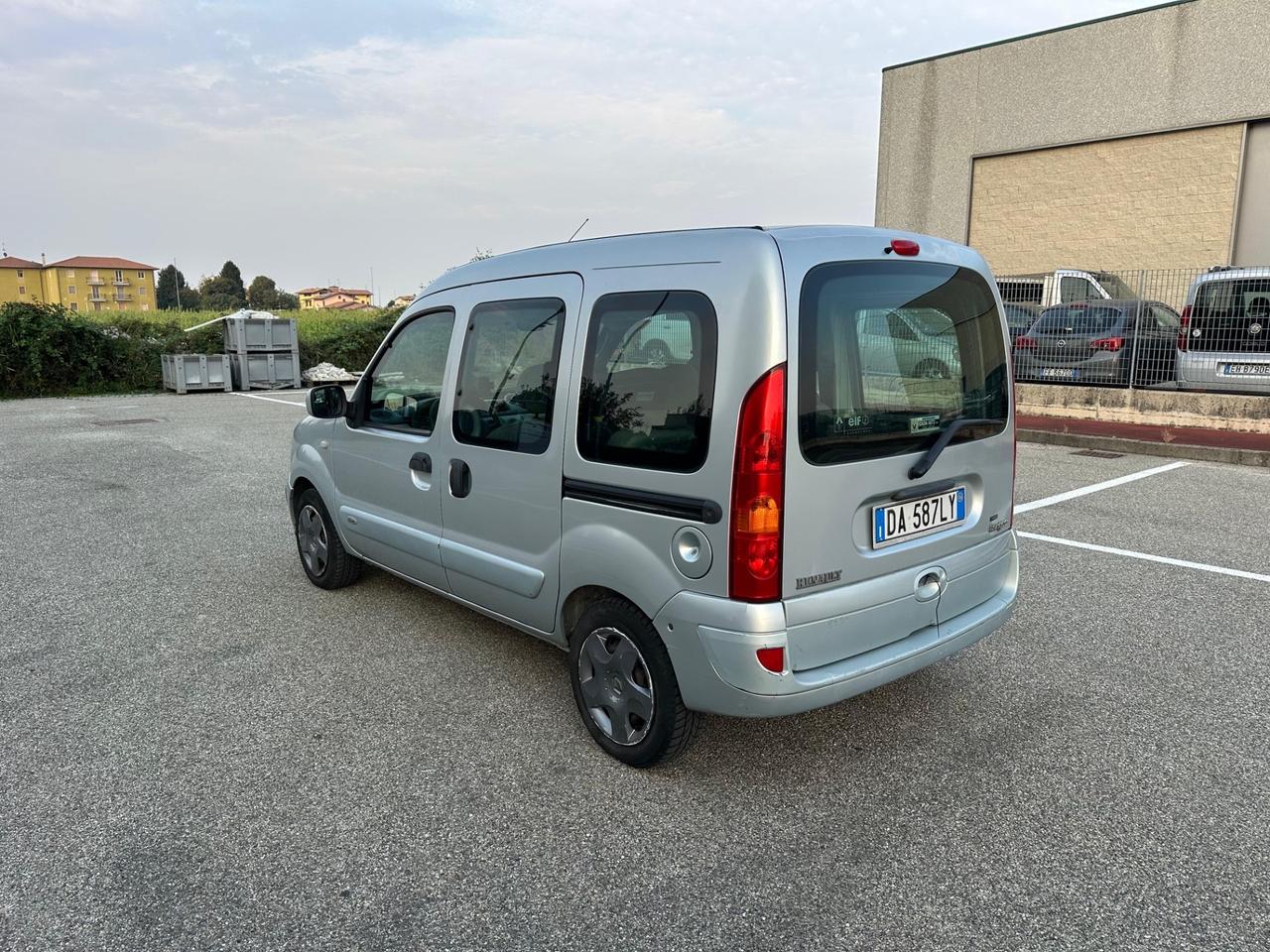 Renault Kangoo 1.2 16V 5p. Luxe