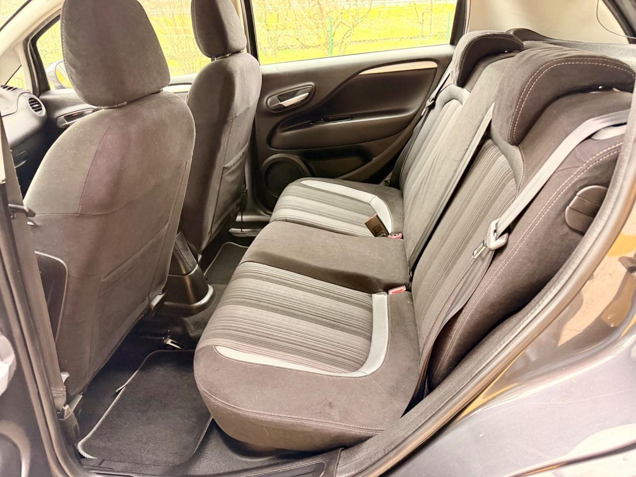 Fiat Punto Evo 1.3mjt 70kw OK NEOPATENTATI UNIPROP