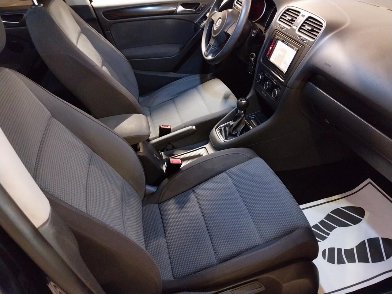 Volkswagen Golf Business 1.6 TDI 5p. Highline - ok neopatentati