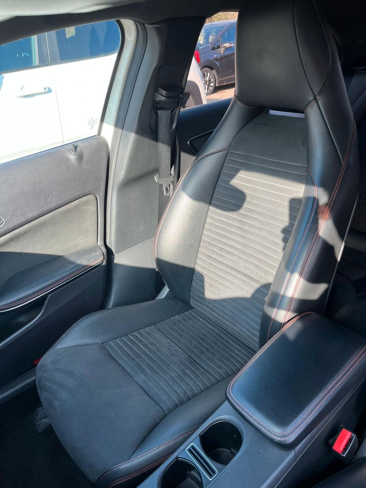 Mercedes-benz A 180 CDI Dark Night Edition