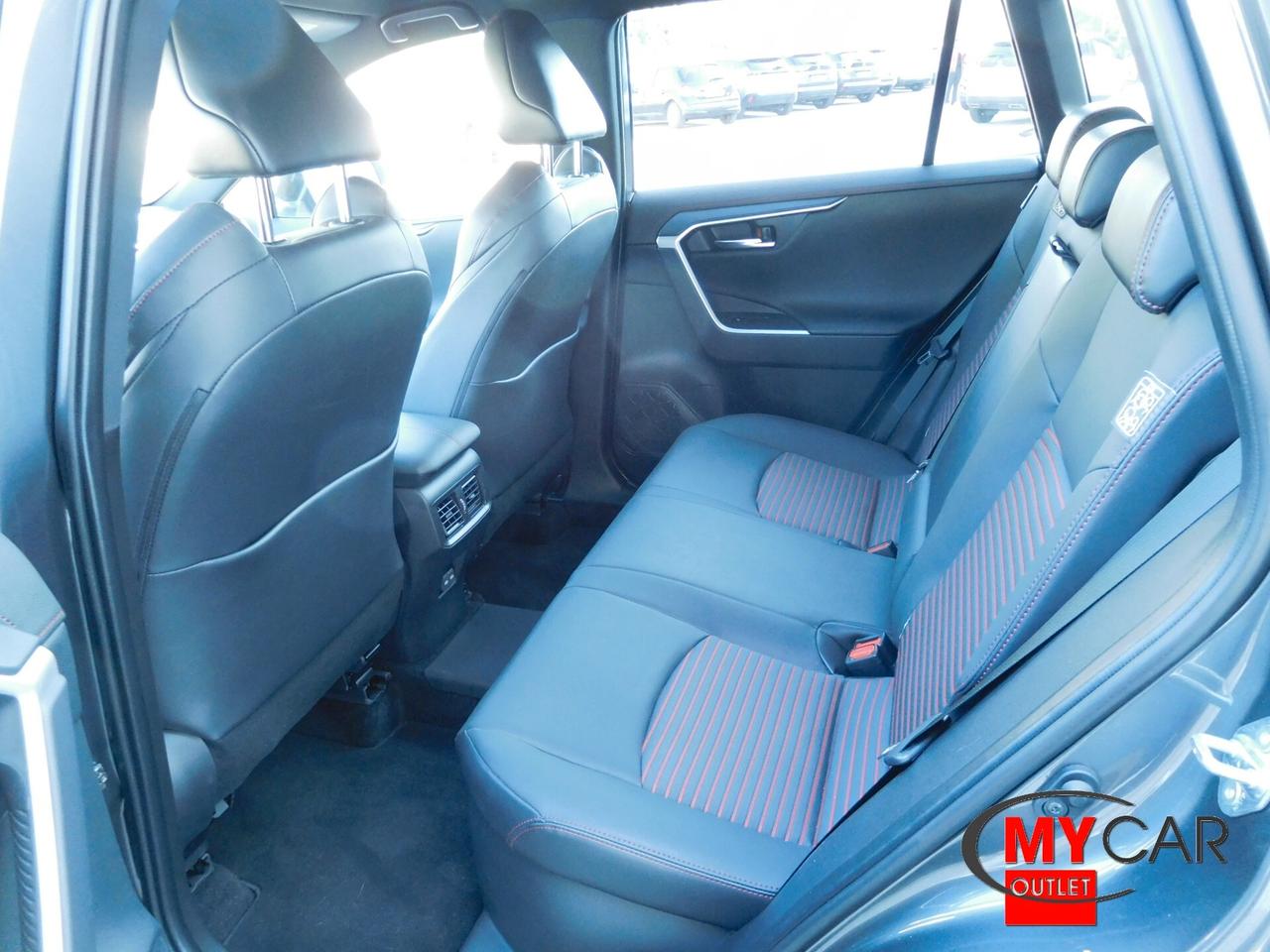 Suzuki Across 2.5 Plug-in Hybrid E-CVT 4WD Top