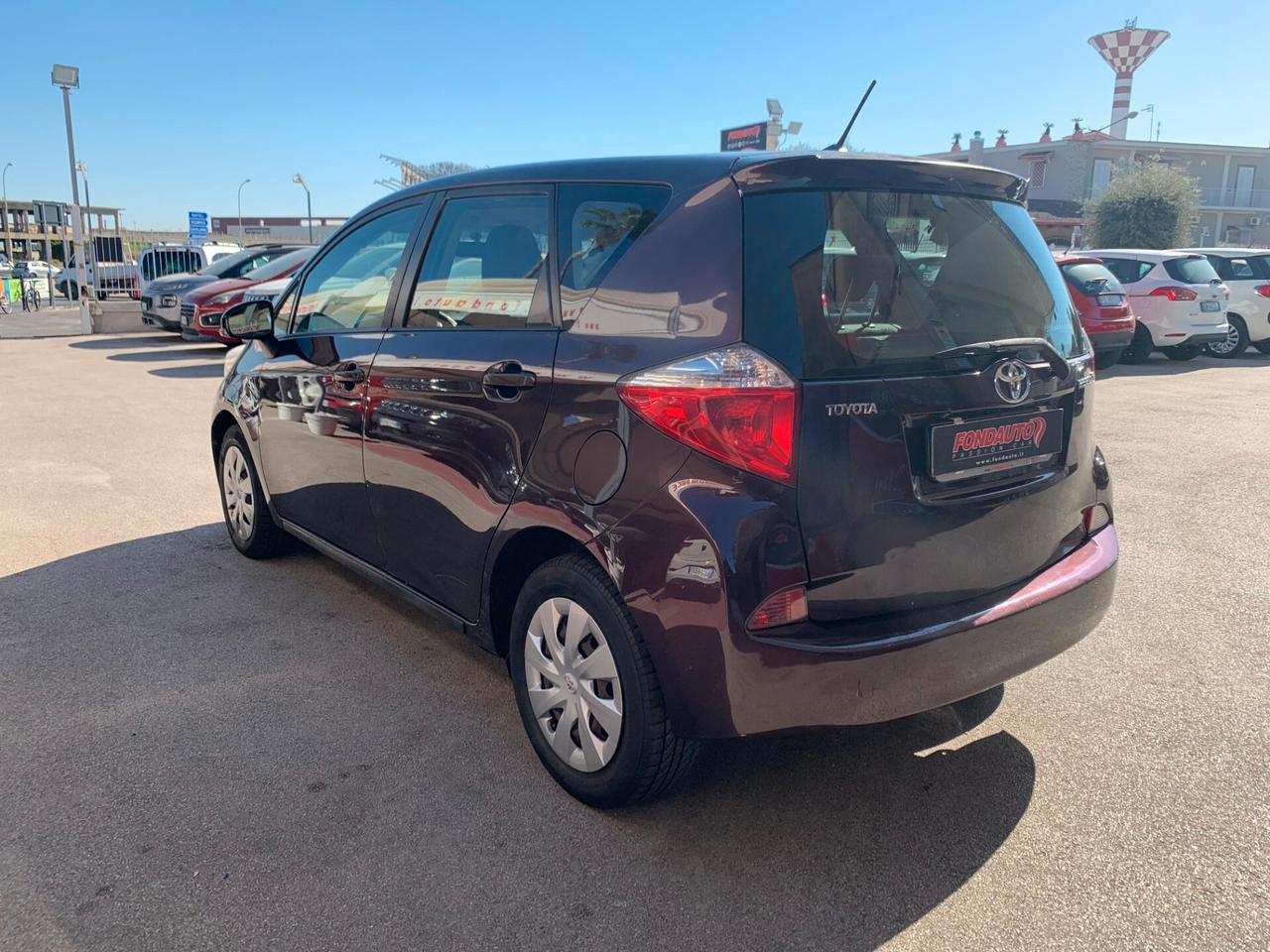 Toyota Verso-S 1.3 CVT Active