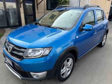 Dacia Sandero 1.5 dCi 90CV Stepway Prestige