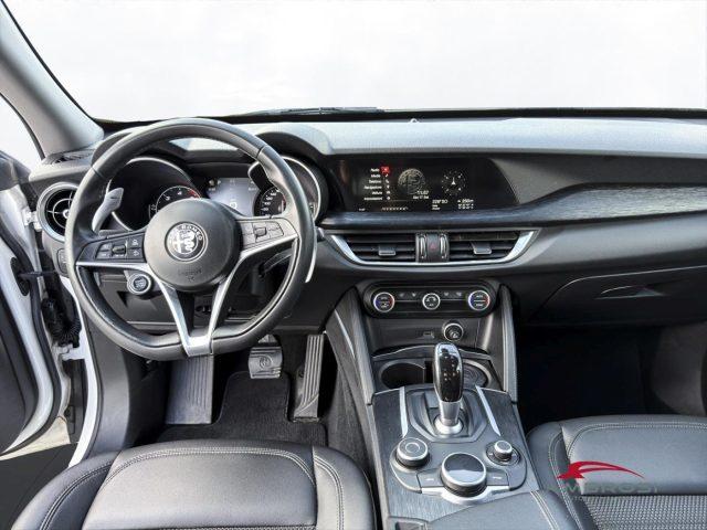 ALFA ROMEO Stelvio Stelvio 2.2 Turbodiesel 210 CV AT8 Q4 Executive