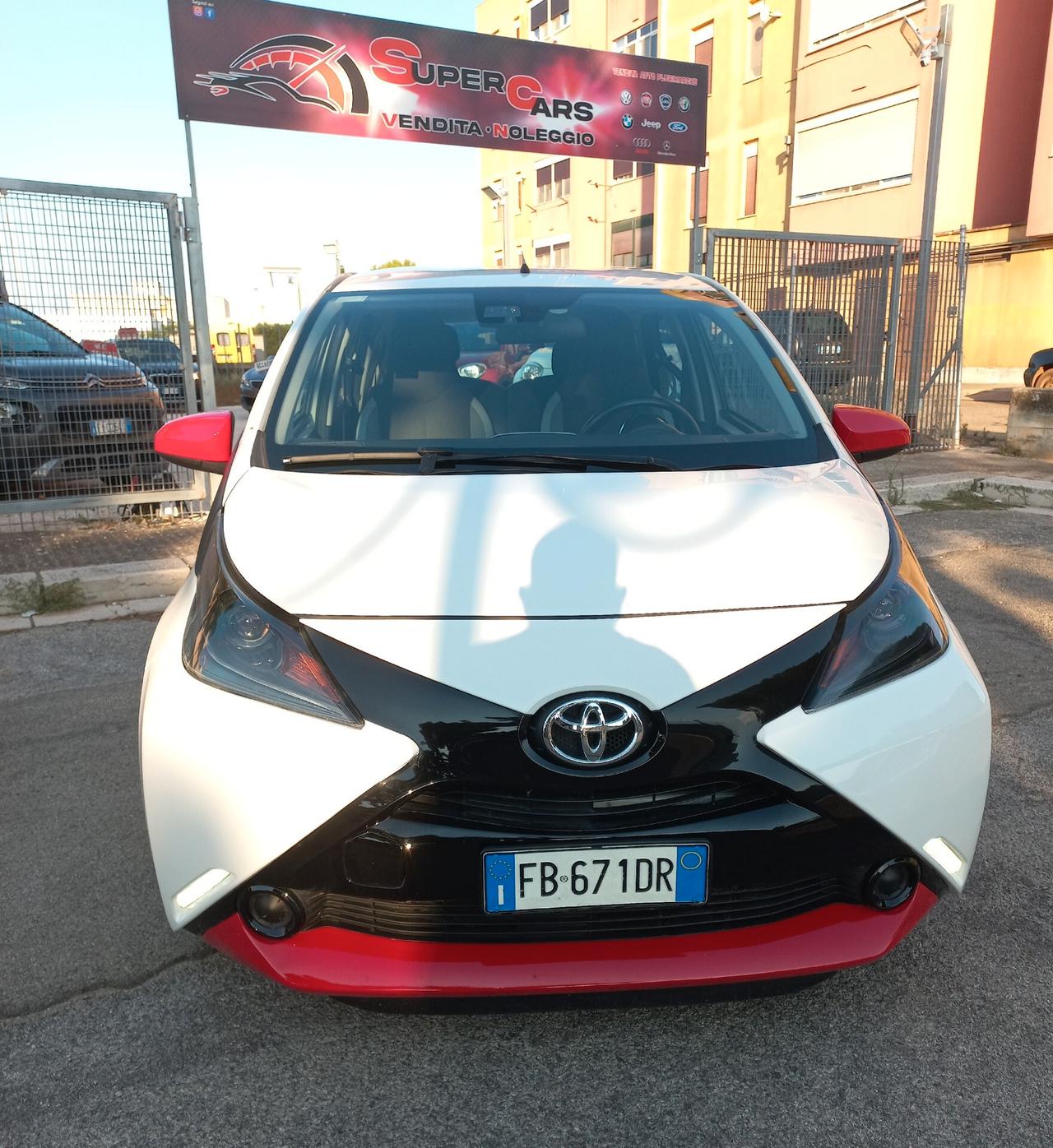 Toyota Aygo 1.0 VVT-i 69 CV 5 porte x-play km 44000