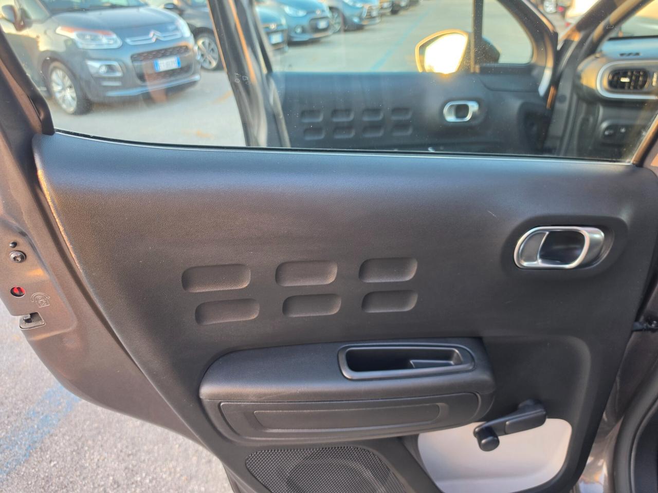 Citroen C3 1.2 BENZINA 83CV Feel