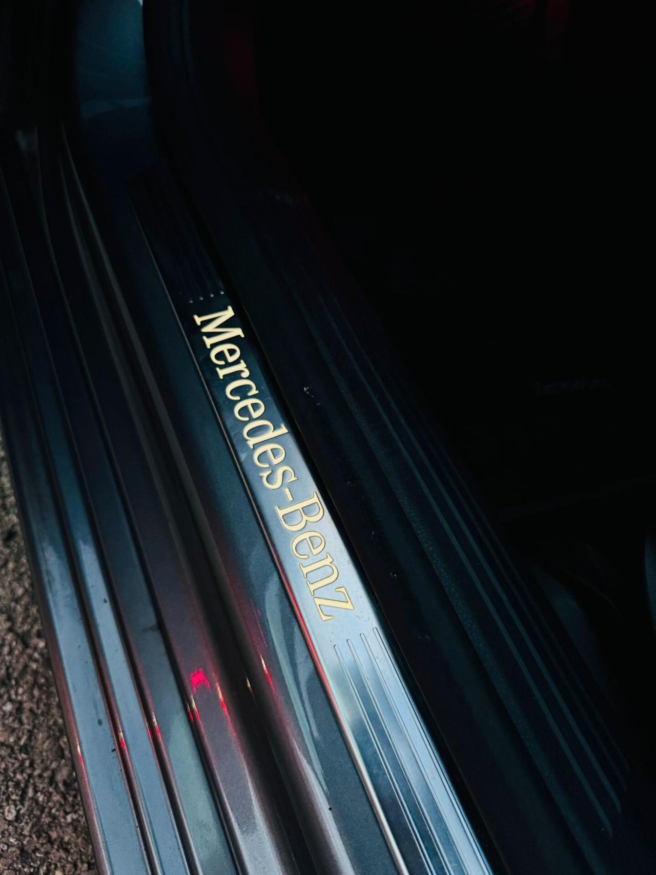 Mercedes-benz A 180d Automatic Sport Led Ambient