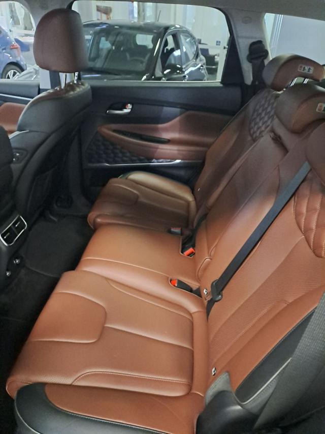 HYUNDAI Santa Fe 1.6 T-GDI HEV 4WD AT 7p. 20th Anniversary