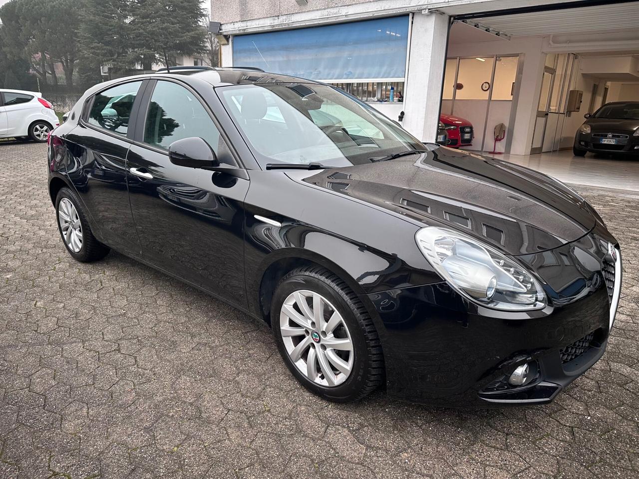 Alfa Romeo Giulietta 1.6 JTDm 120 CV Business*EURO6*CERCHI