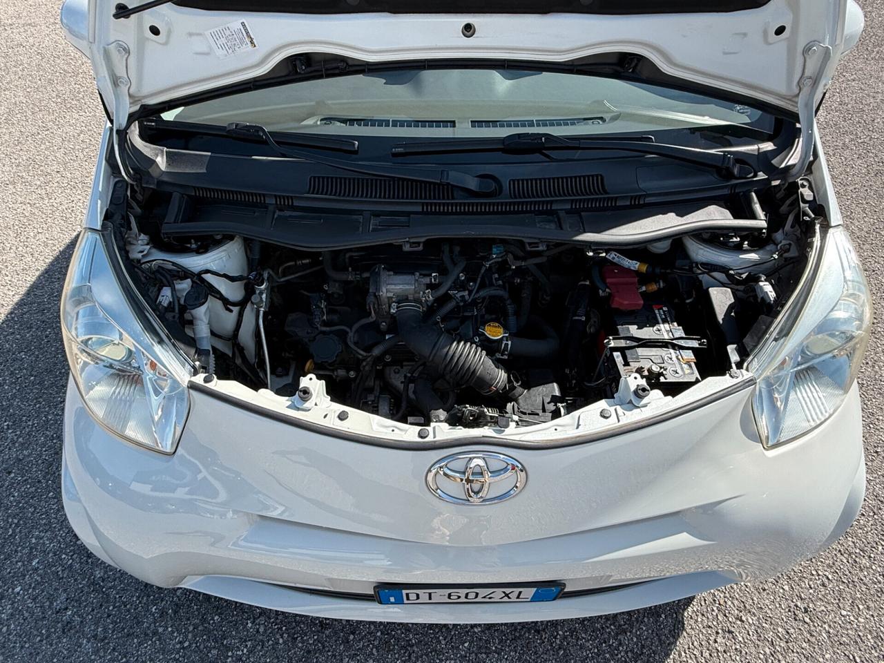 Toyota iQ 1.0 Multidrive