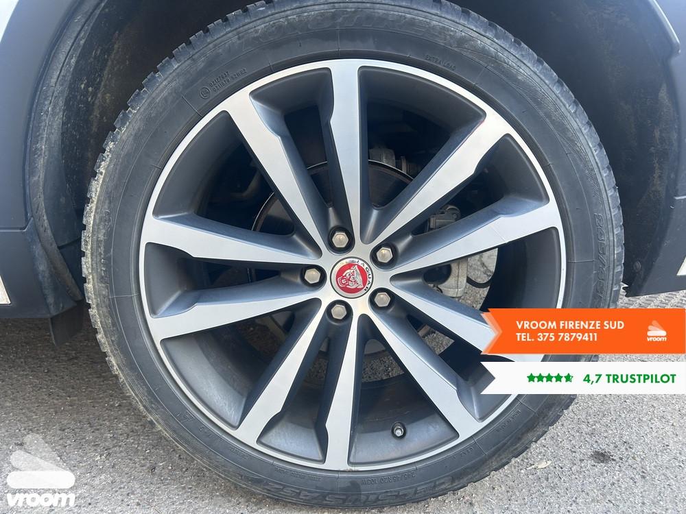 JAGUAR E-Pace (X540) E-Pace 2.0D 180 CV A...