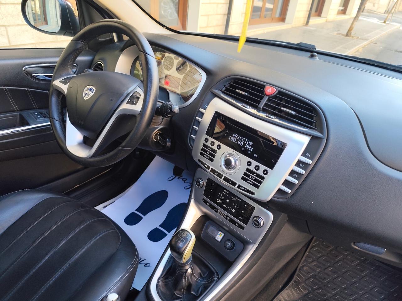 Lancia Delta 2.0 MJT 165CV PLATINO TETTO PELLE