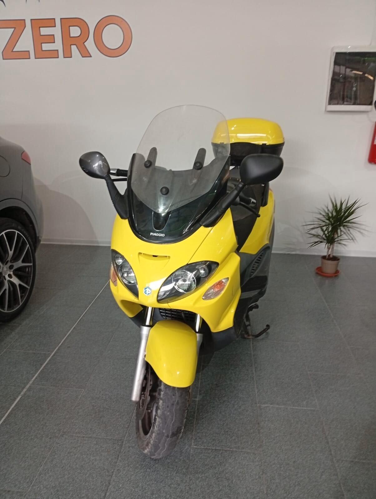 Piaggio X9 250